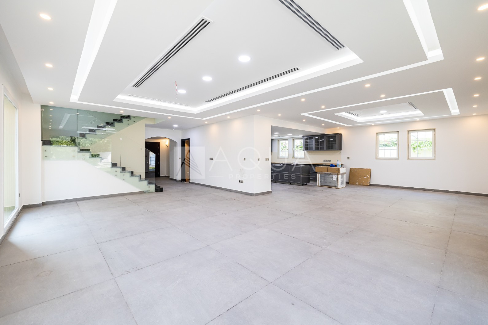 Fully Renovated 4 Bed Large | Premium District 4