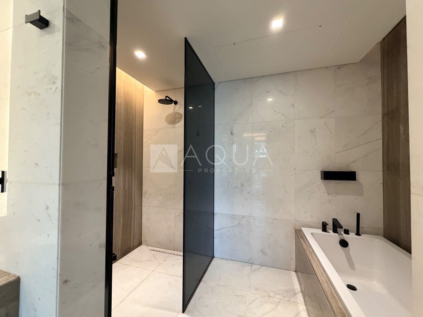 Vacant | Ready to move in | DEWA and Chiller Free