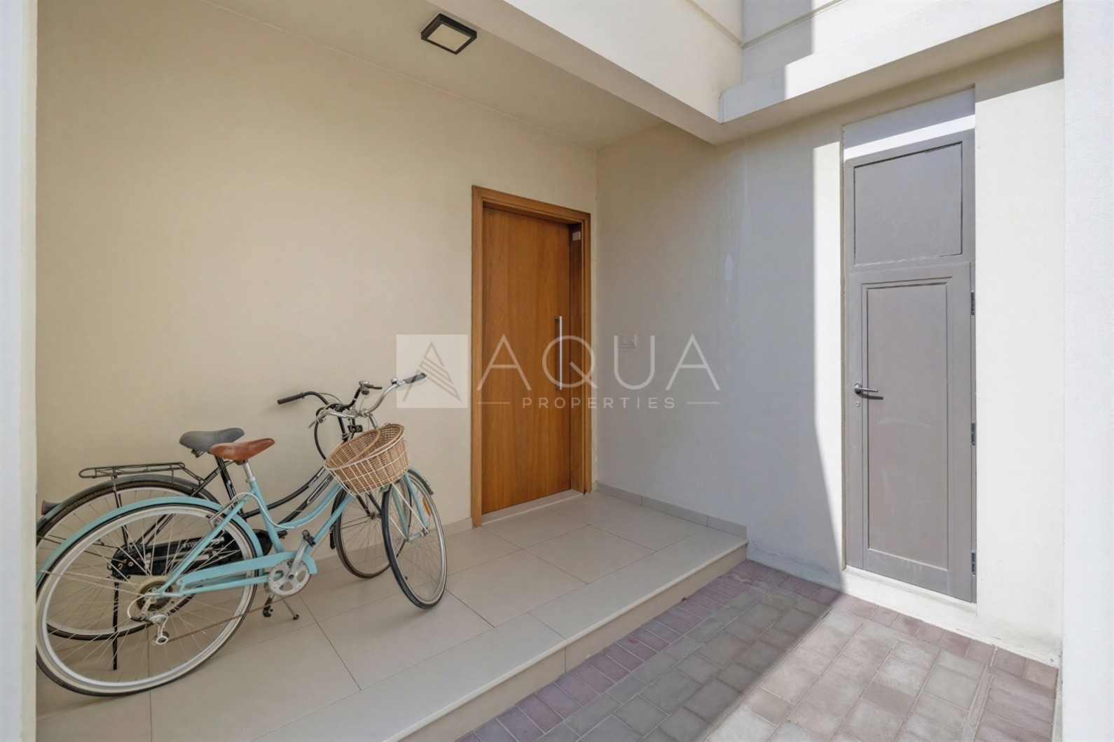 Investor Deal | Single Row | Negotiable