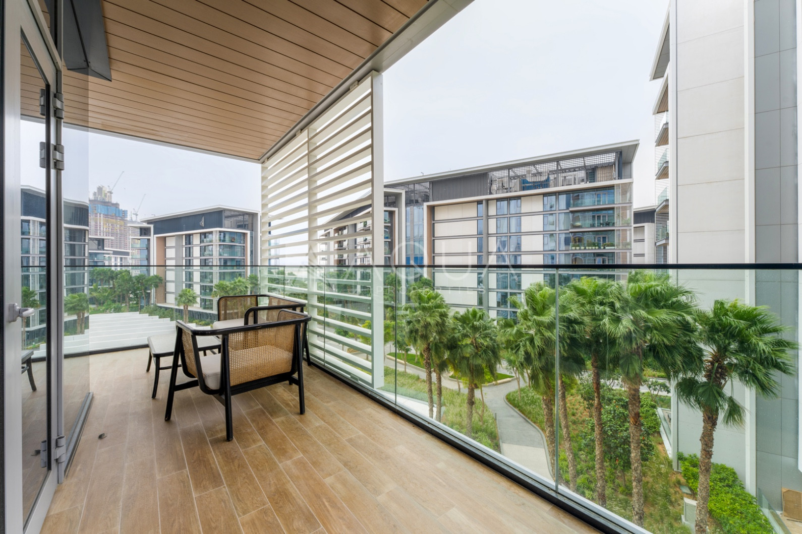 Best Price 3 BR plus Maids | Corner Garden 