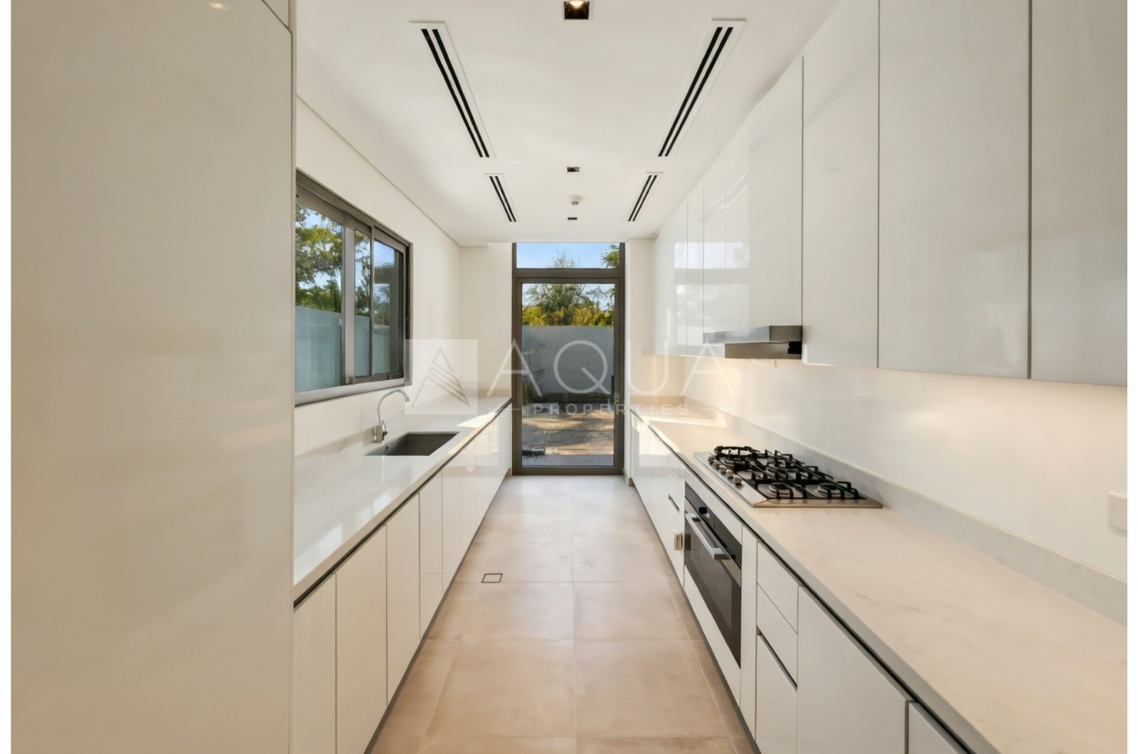  Direct Crystal Lagoon & Beach | 6 Bed Villa