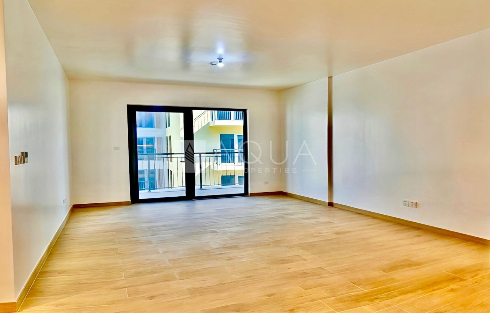 Elegant Beachside Living | High-Floor | 1 Bedroom