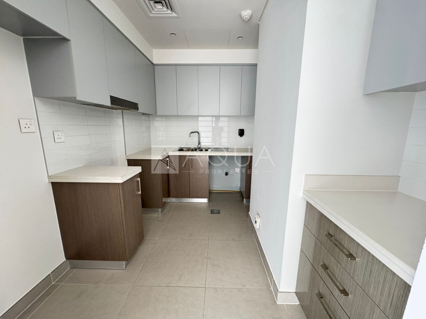 High Floor | Sea & Downtown View | Chiller Free