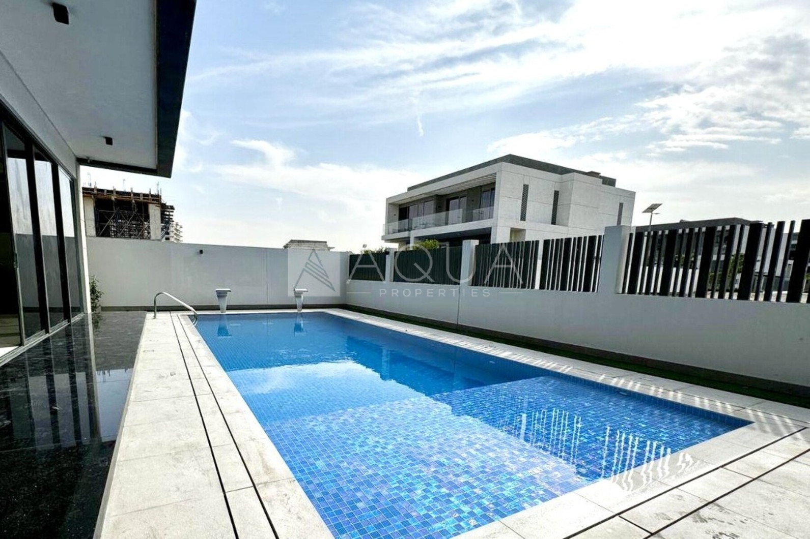 Vastu Unit | Single Row | Private Pool