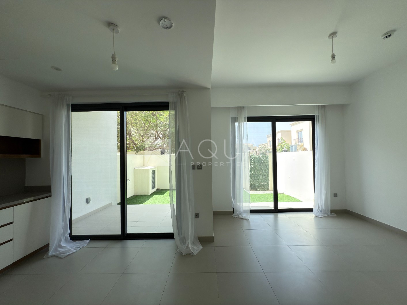 VACATING SOON | SINGLE ROW | SPACIOUS GARDEN