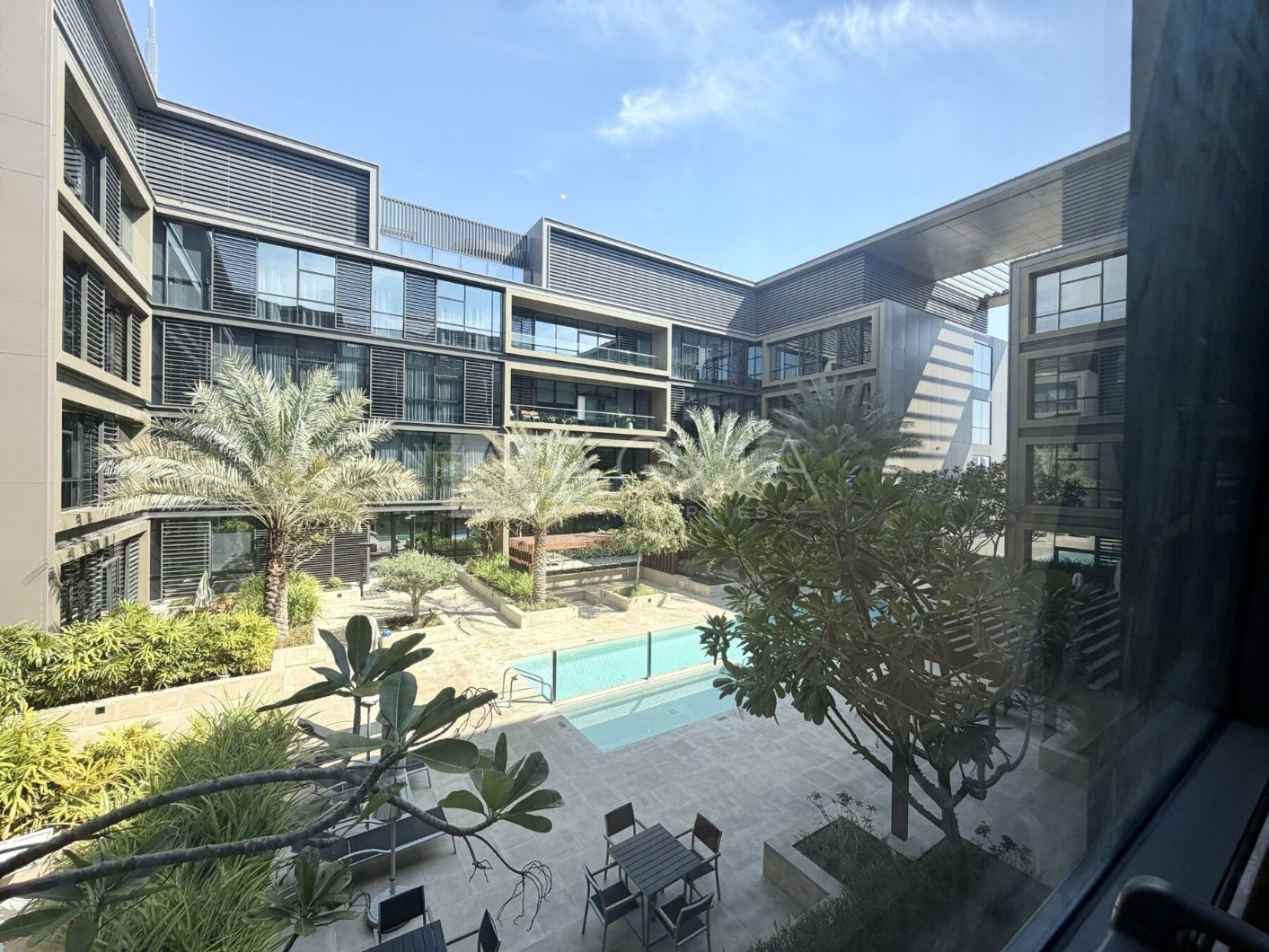 Vacant | Boulevard View | Spacious Unit 