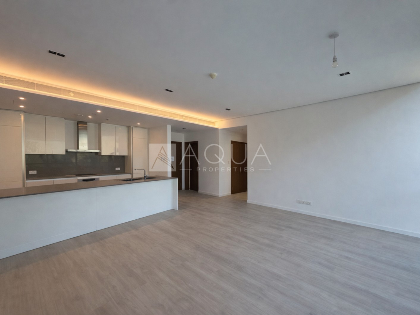 Vacant | Boulevard View | Spacious Unit 