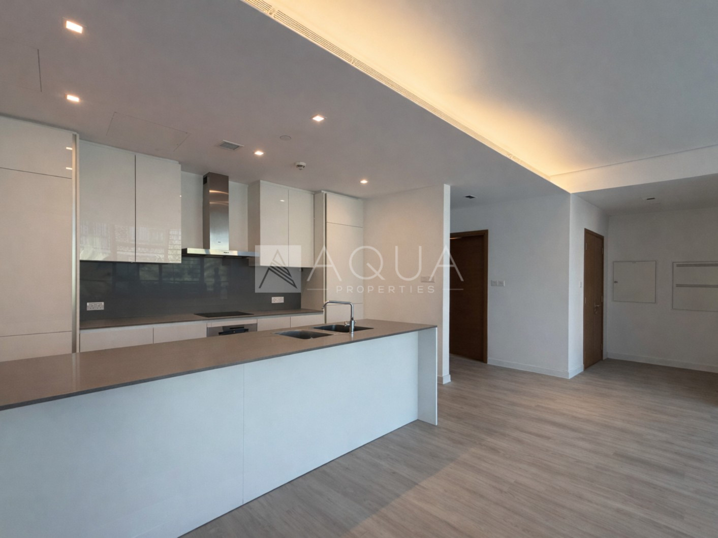 Vacant | Boulevard View | Spacious Unit 