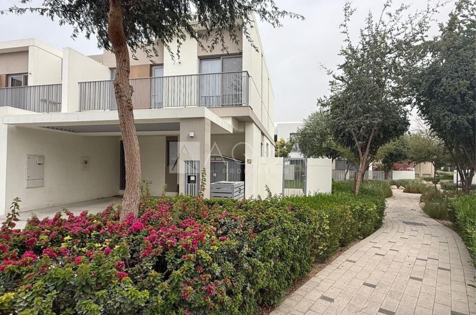 Spacious Plot | Landscaped | Ready to Move