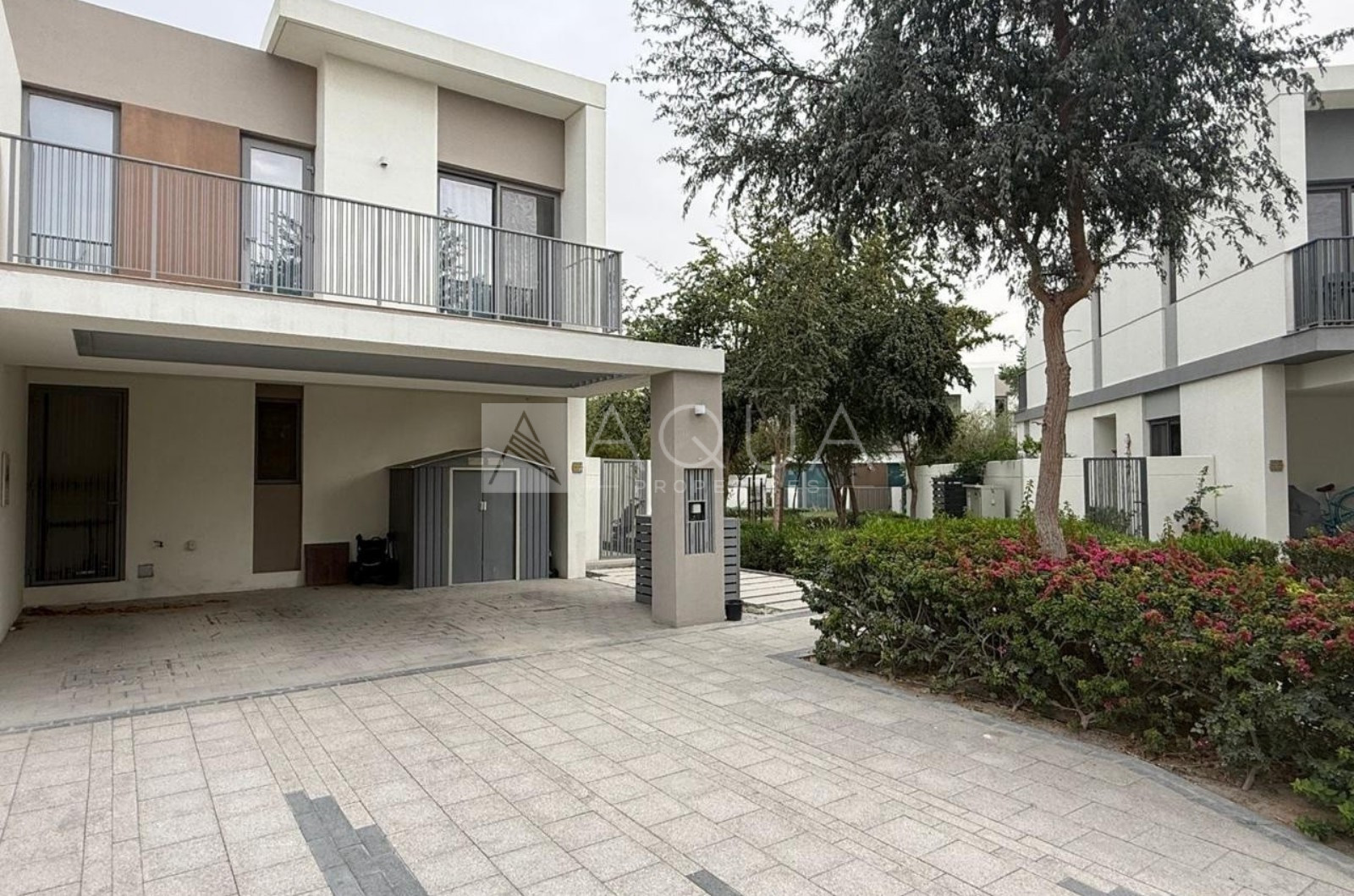 Spacious Plot | Landscaped | Ready to Move