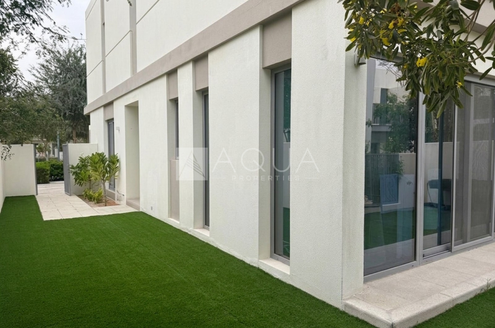 Spacious Plot | Landscaped | Ready to Move