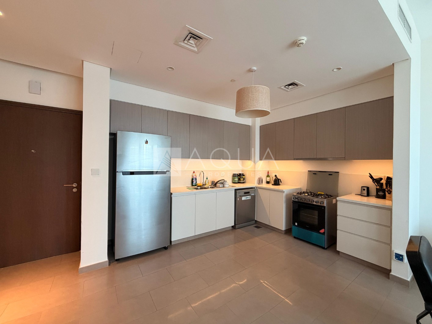 Pool Community View | 2 BR | Unfurnished