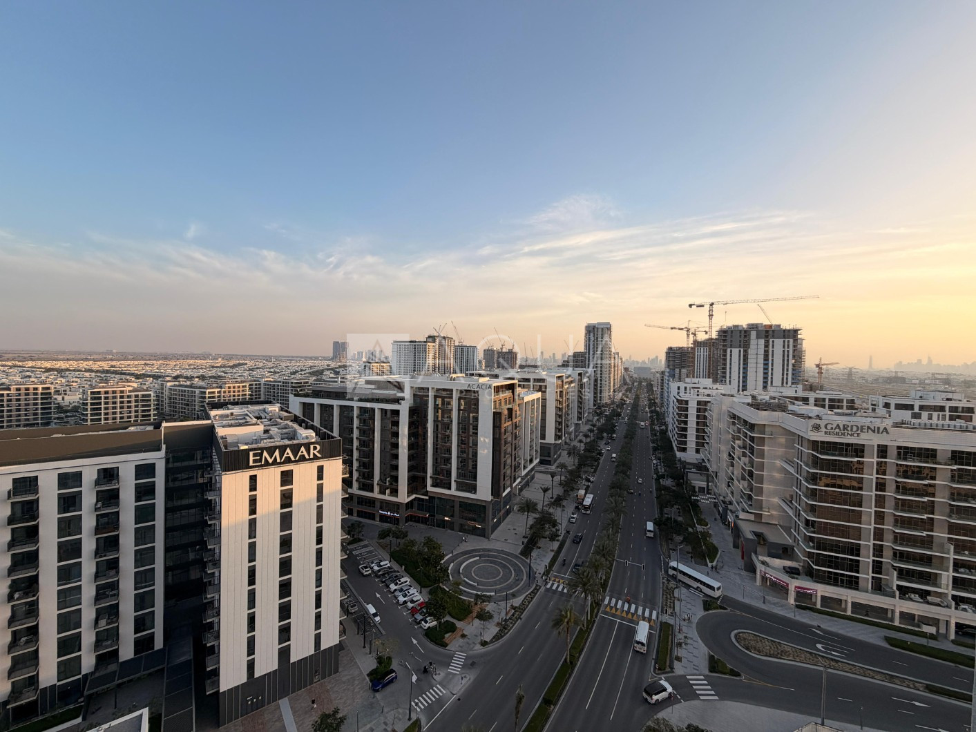 High Floor | Closed Kitchen | Unfurnished