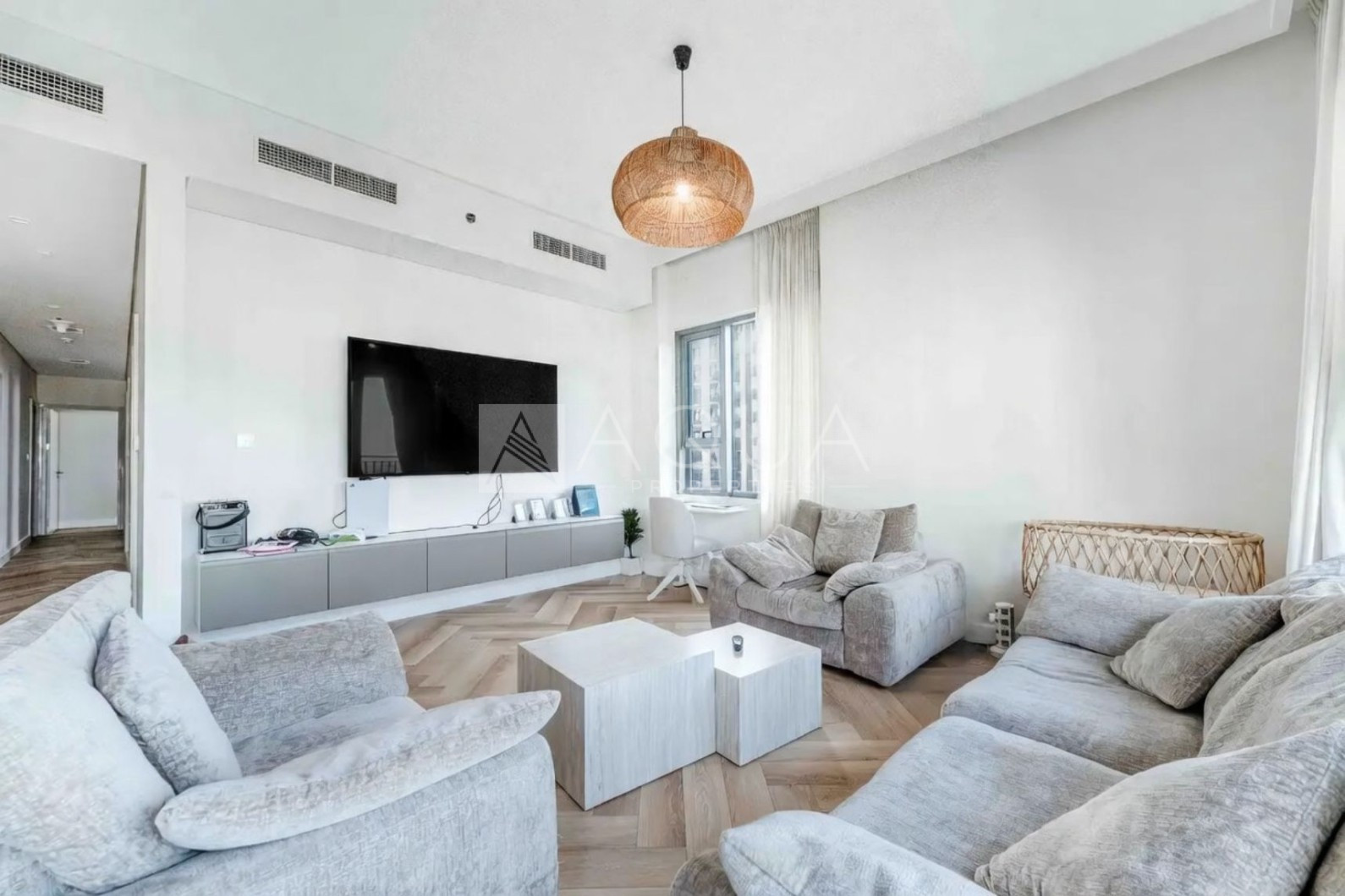 Upgraded | 3 Beds + Maid’s | Vacant on Transfer