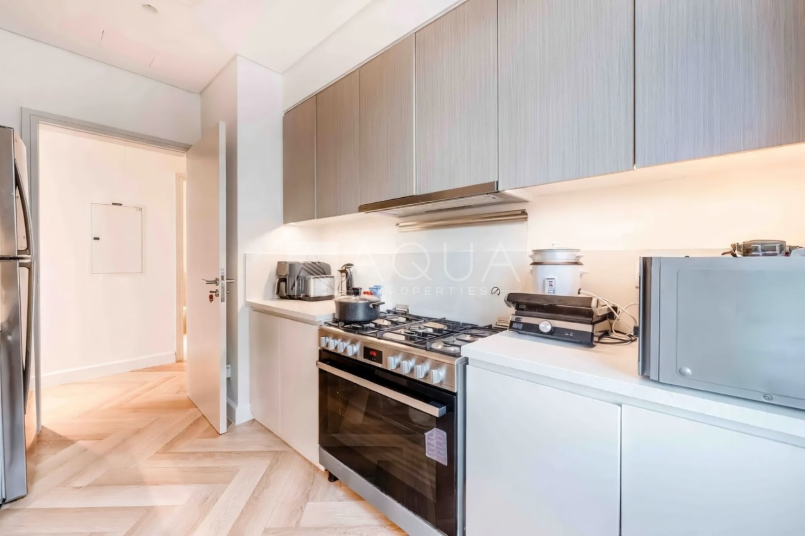 Upgraded | 3 Beds + Maid’s | Vacant on Transfer