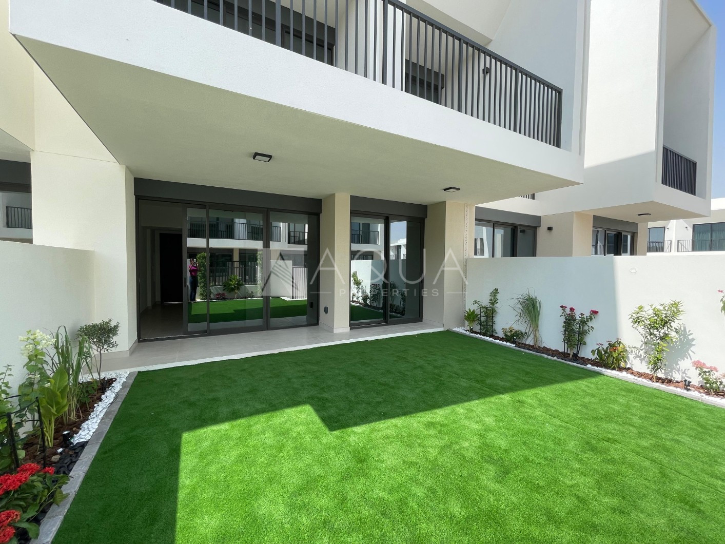 Vacant  | Single row | Great Location | Call Now