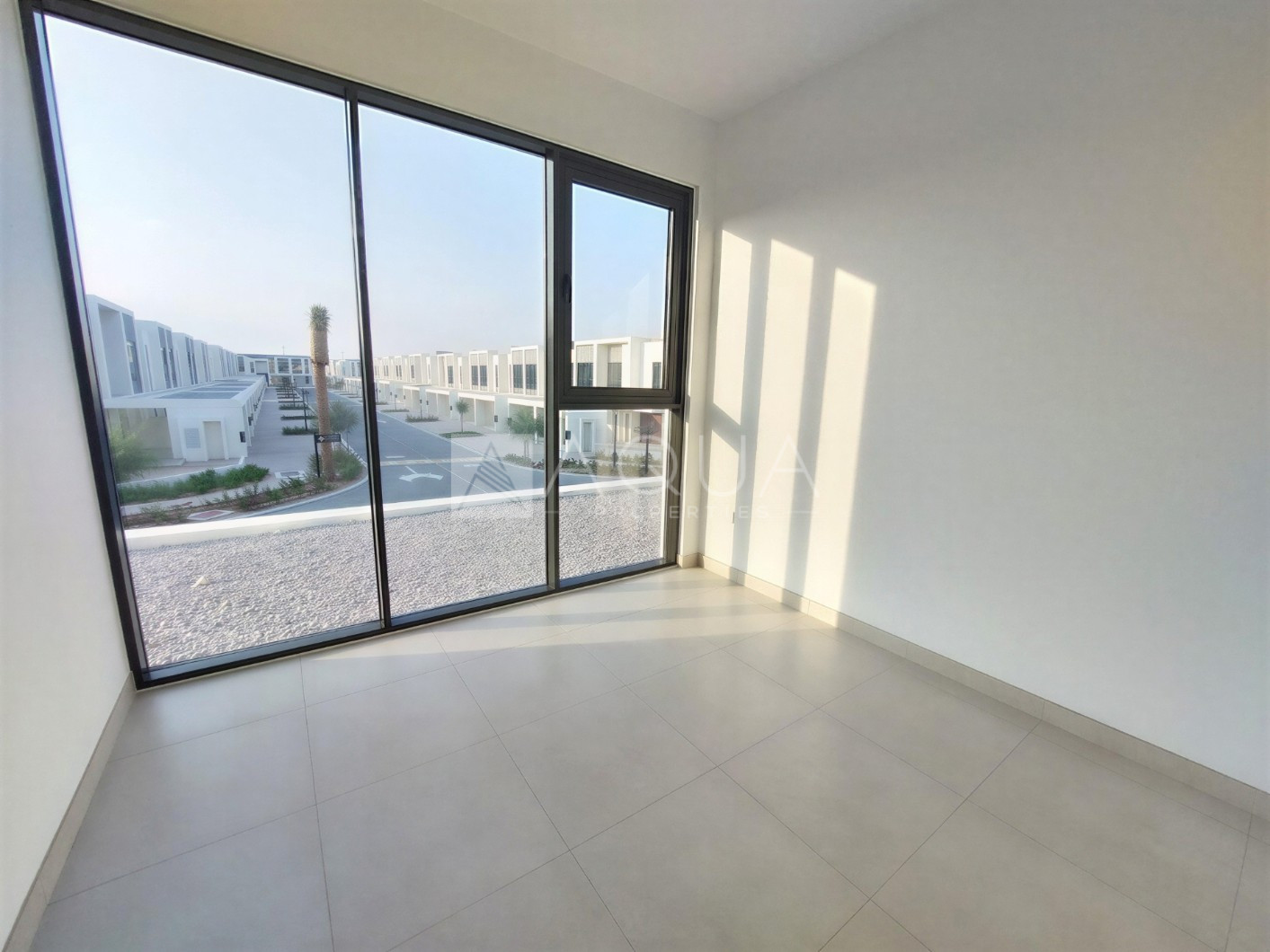 Vacant  | Single row | Great Location | Call Now