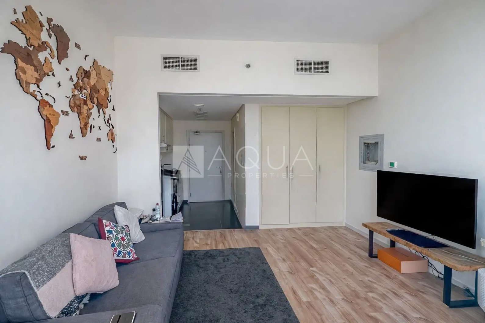 Large Studio | Golf View | Balcony | ROI