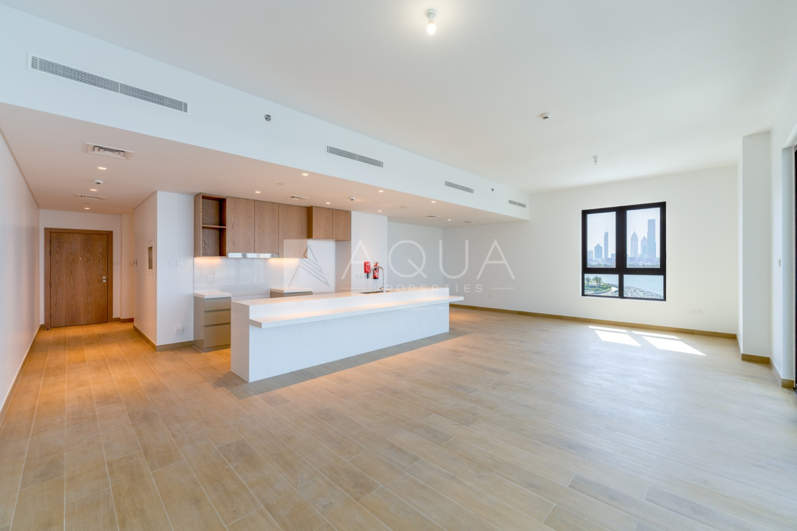 Best Skyline + Sea Views | Huge 2,000 sqft Layout