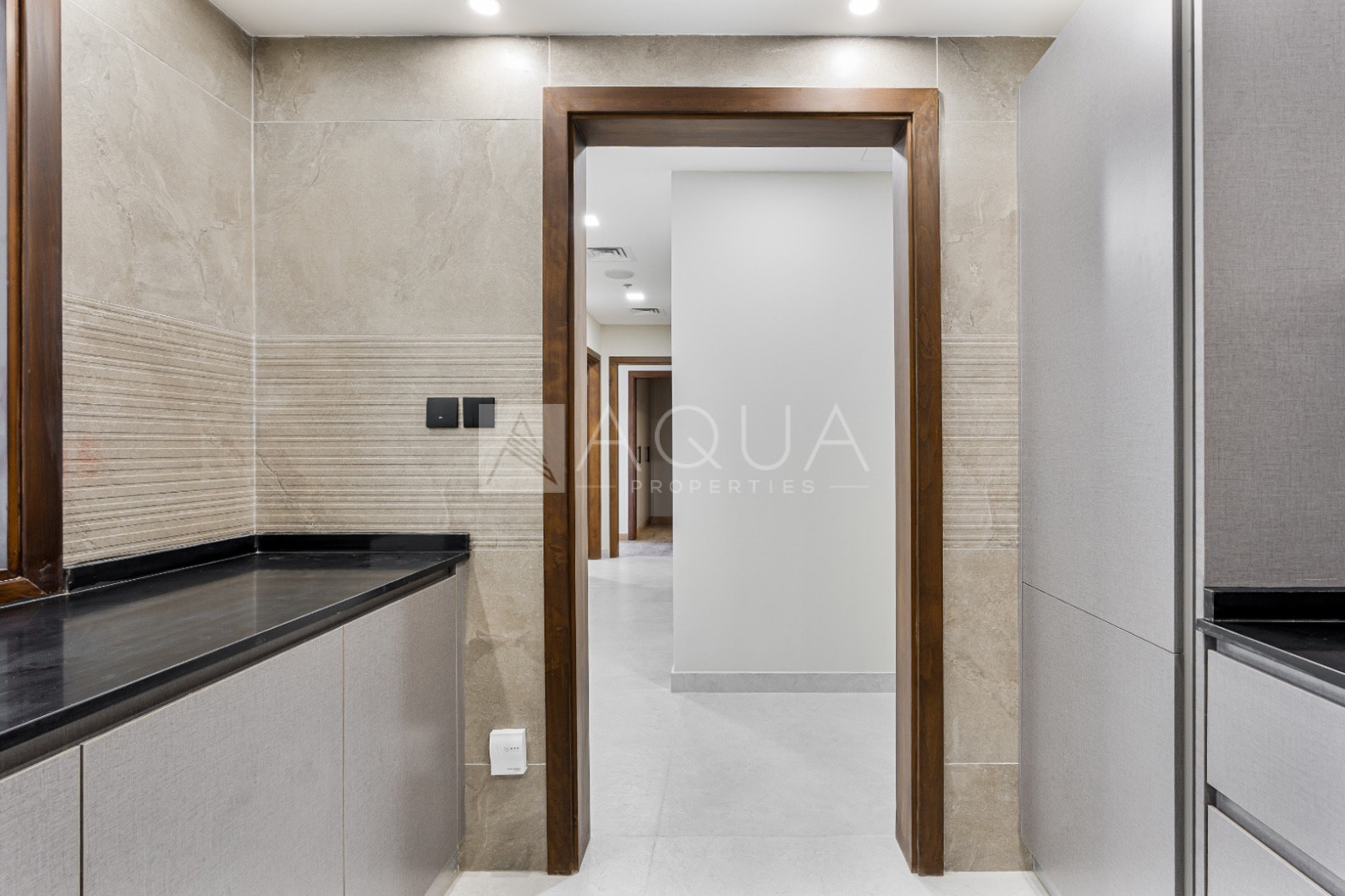  New l pool view l Next to Metro    