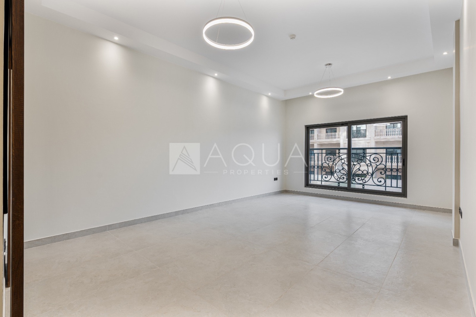  New l pool view l Next to Metro    