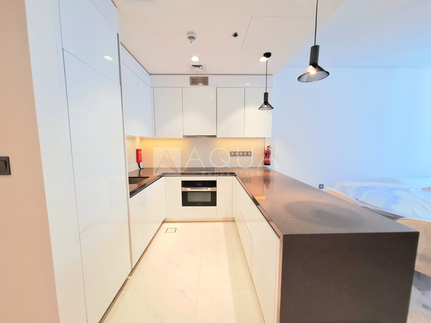 High Floor | Lagoon View | Furnished 1 Bedroom