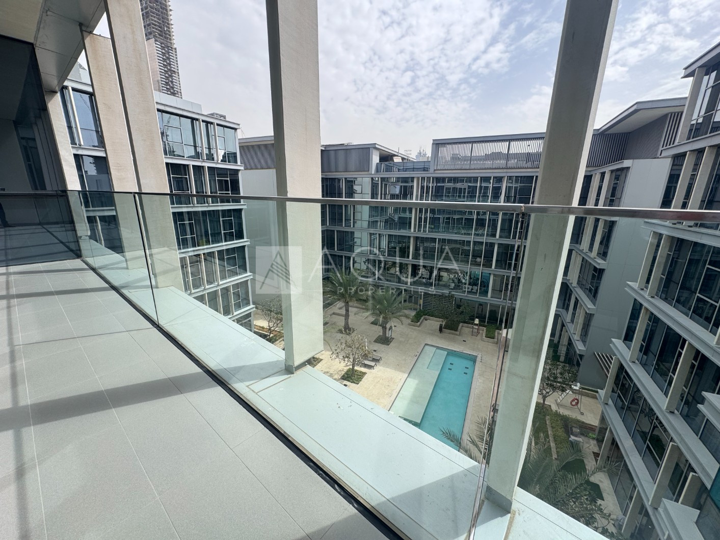 Natural Light | Whitegoods | Pool View