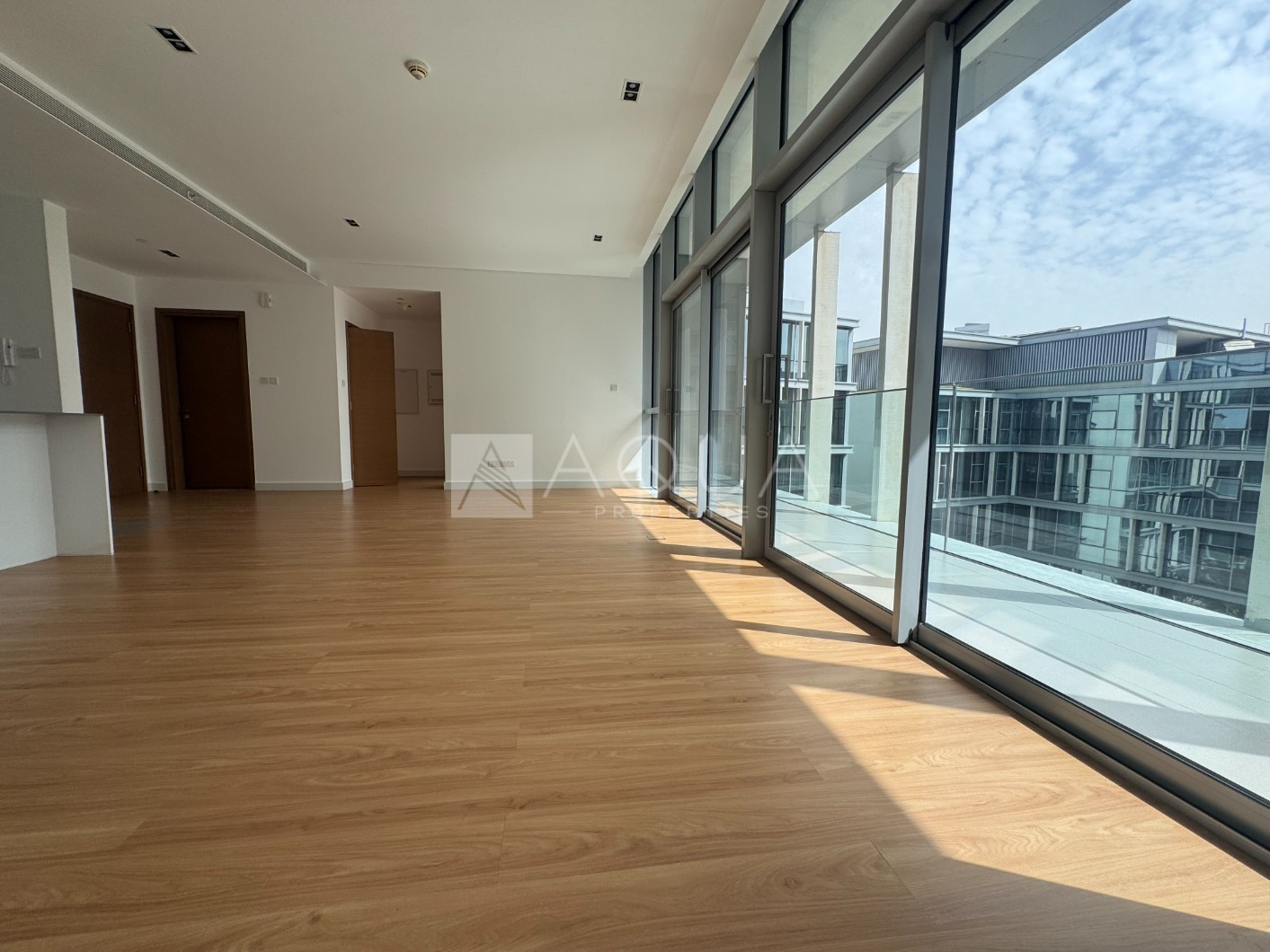 Natural Light | Whitegoods | Pool View