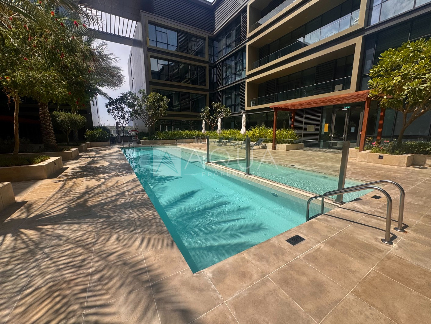 Natural Light | Whitegoods | Pool View