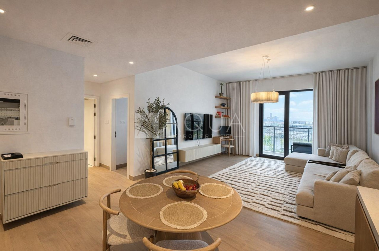 Elegant furnished 1BR | Sea & City Views