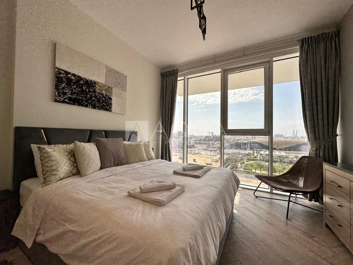 Furnished | Vacant Unit l Community View 