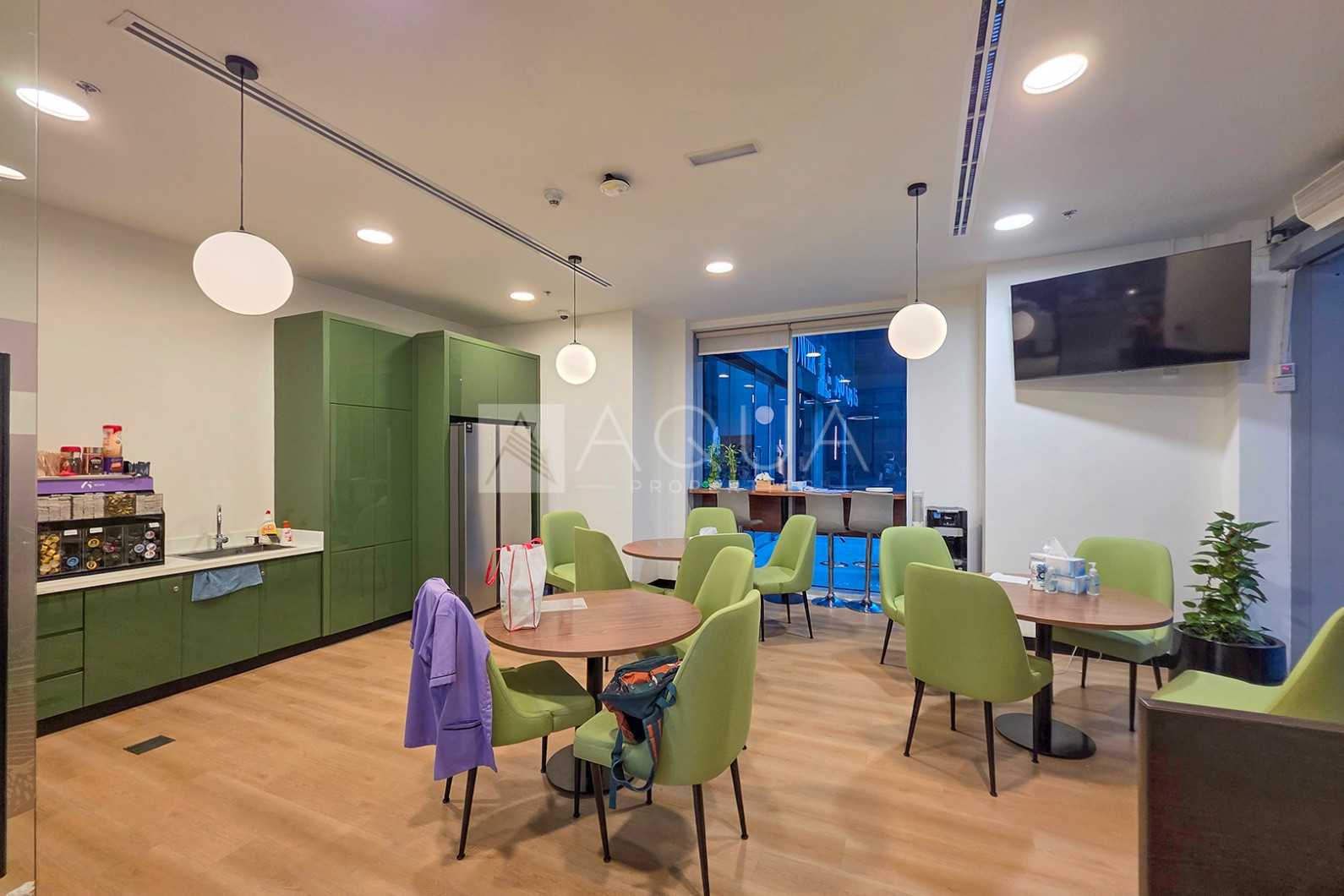 Prime location|Tenanted|High visibility 