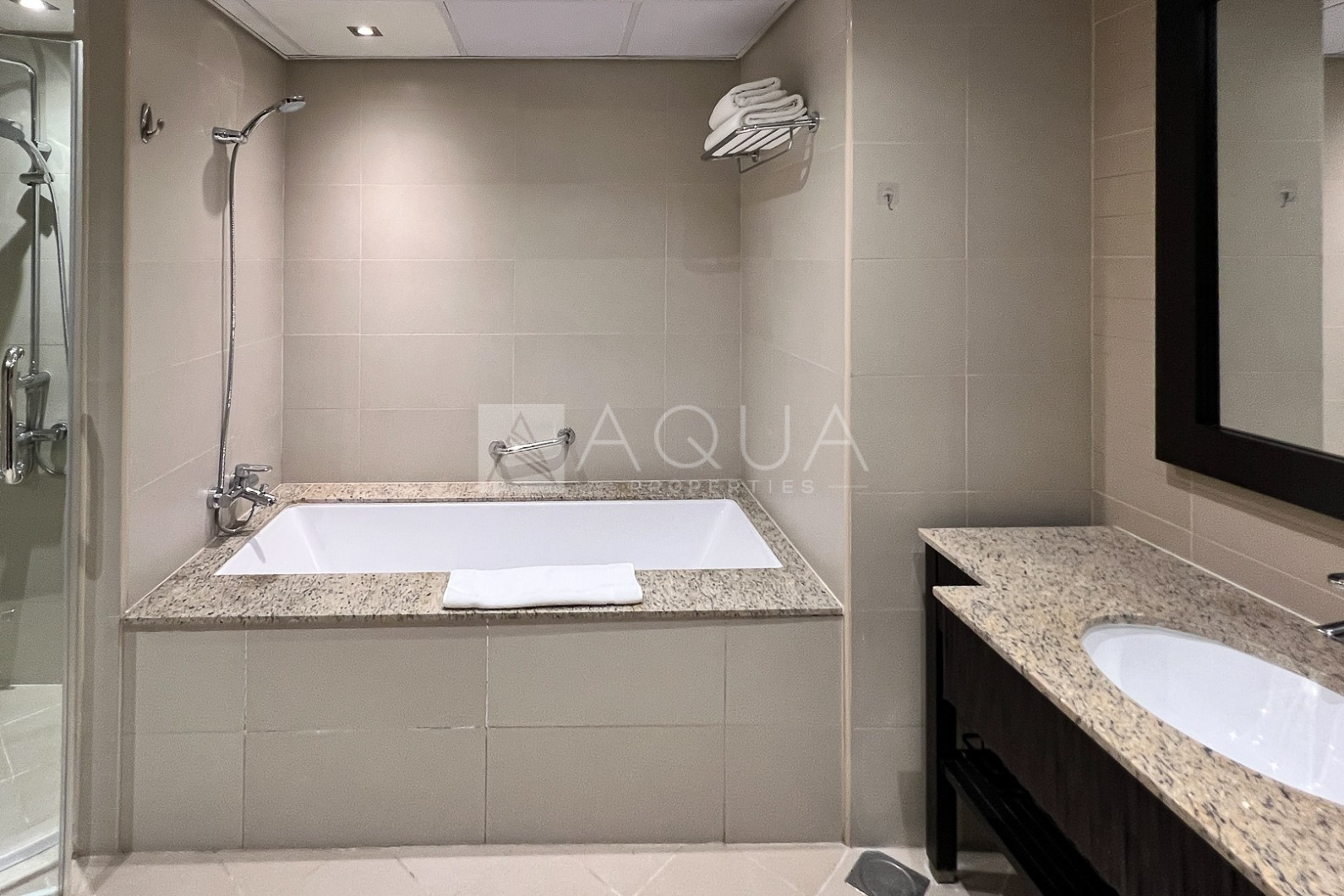 Anantara Palm | Vacant 2 BR Furnished