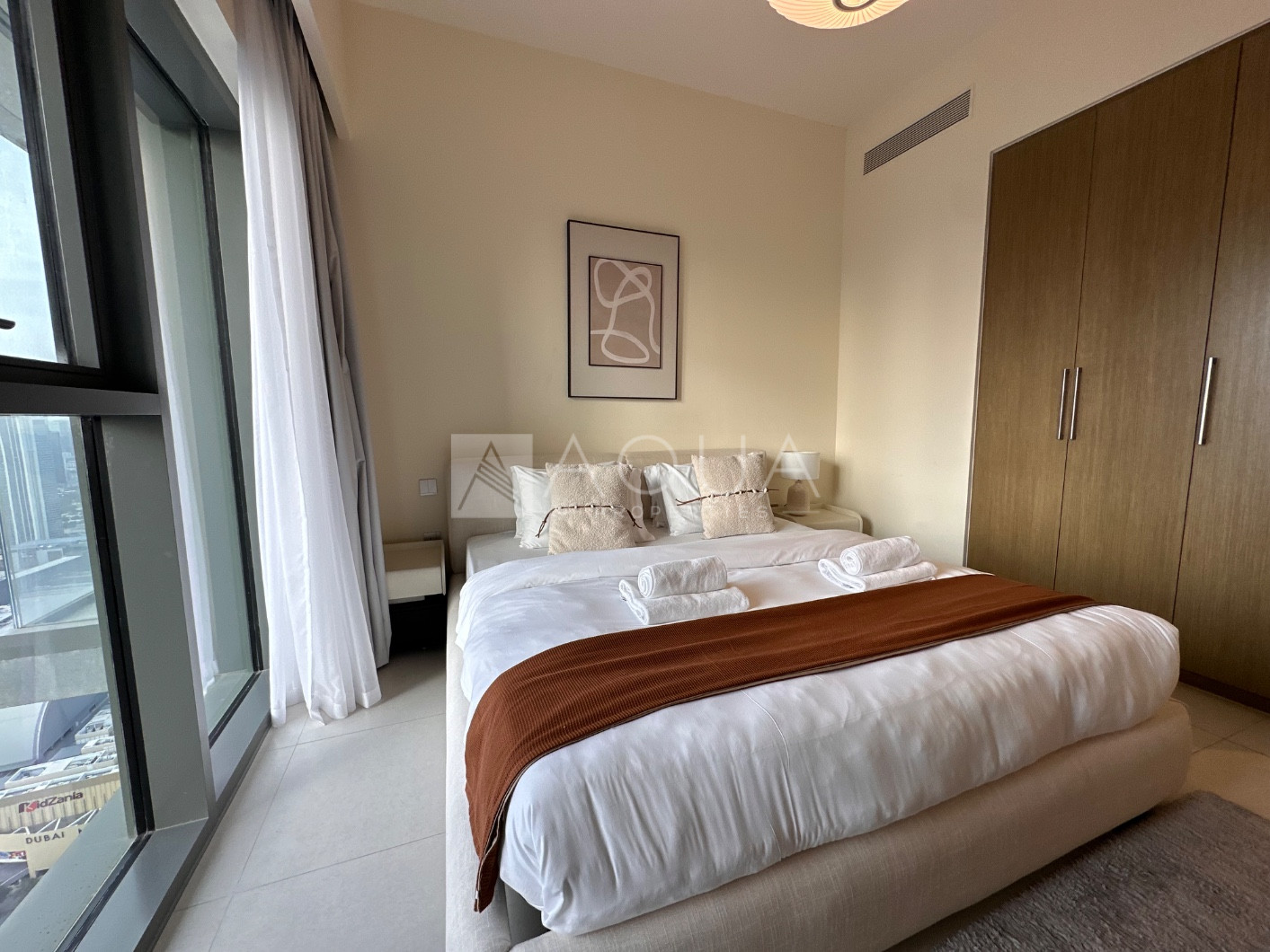 Burj Khalifa & Dubai Fountains | High Floor | Vacant