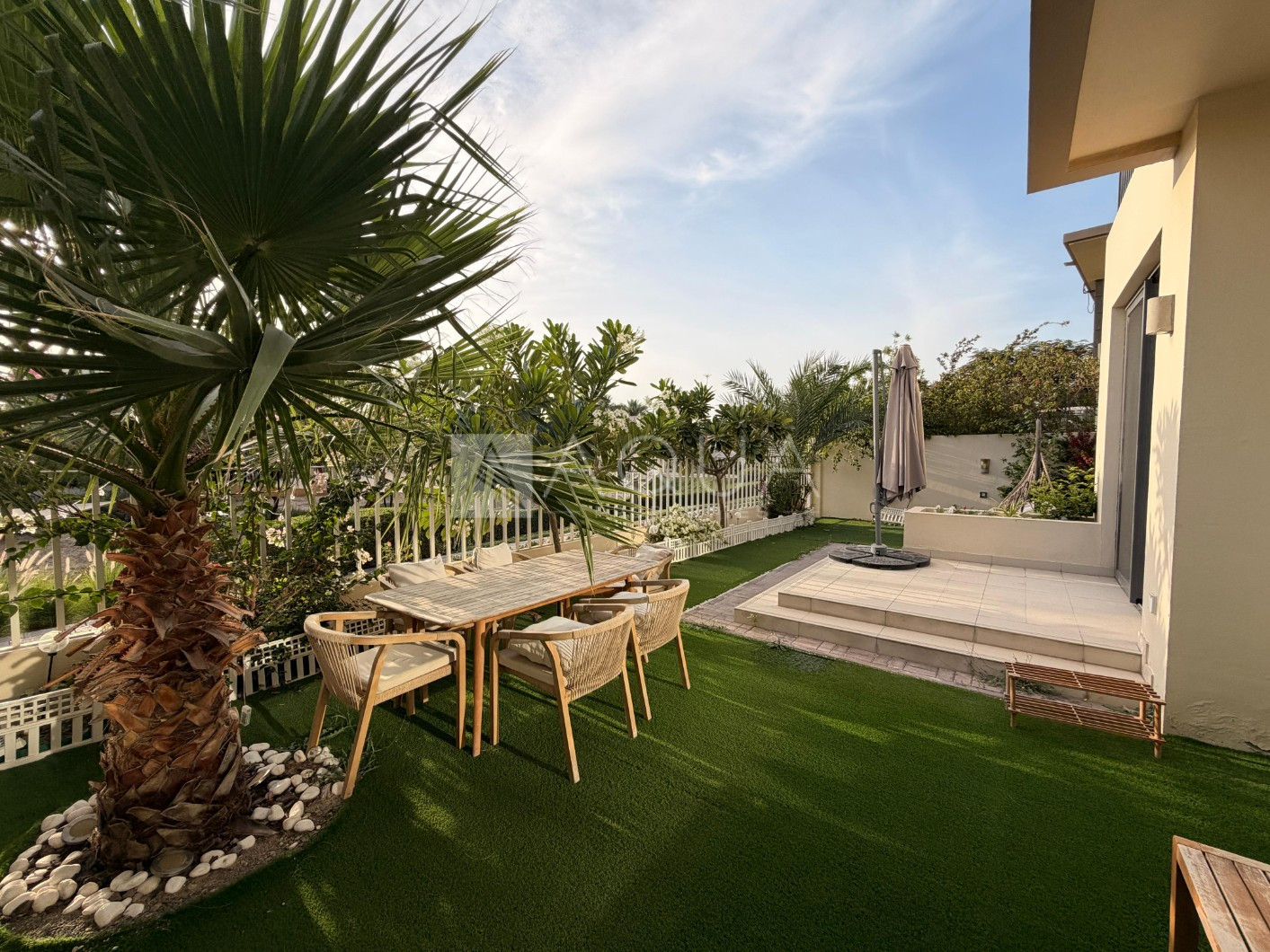 Park Facing | 5 Beds + Maid’s | Furnished | Maple 2