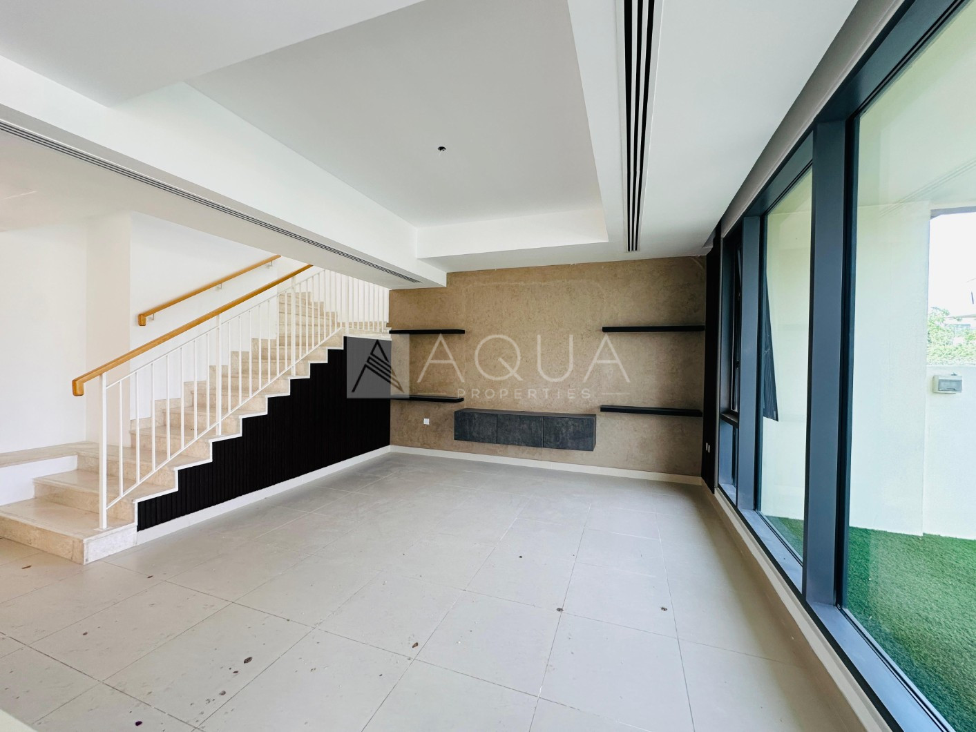 Vacant | 5 Beds + Maid’s | Discounted Rental Price 