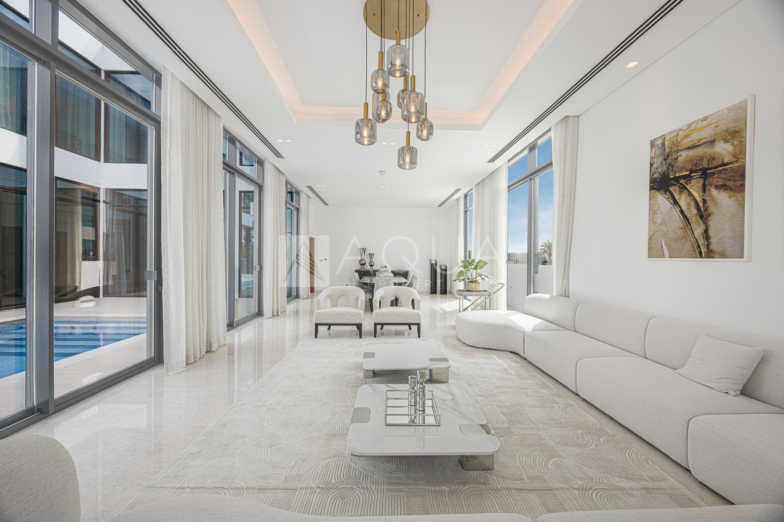 LUXURY VILLA | PRIVATE LOCATION | SKYLINE VIEWS