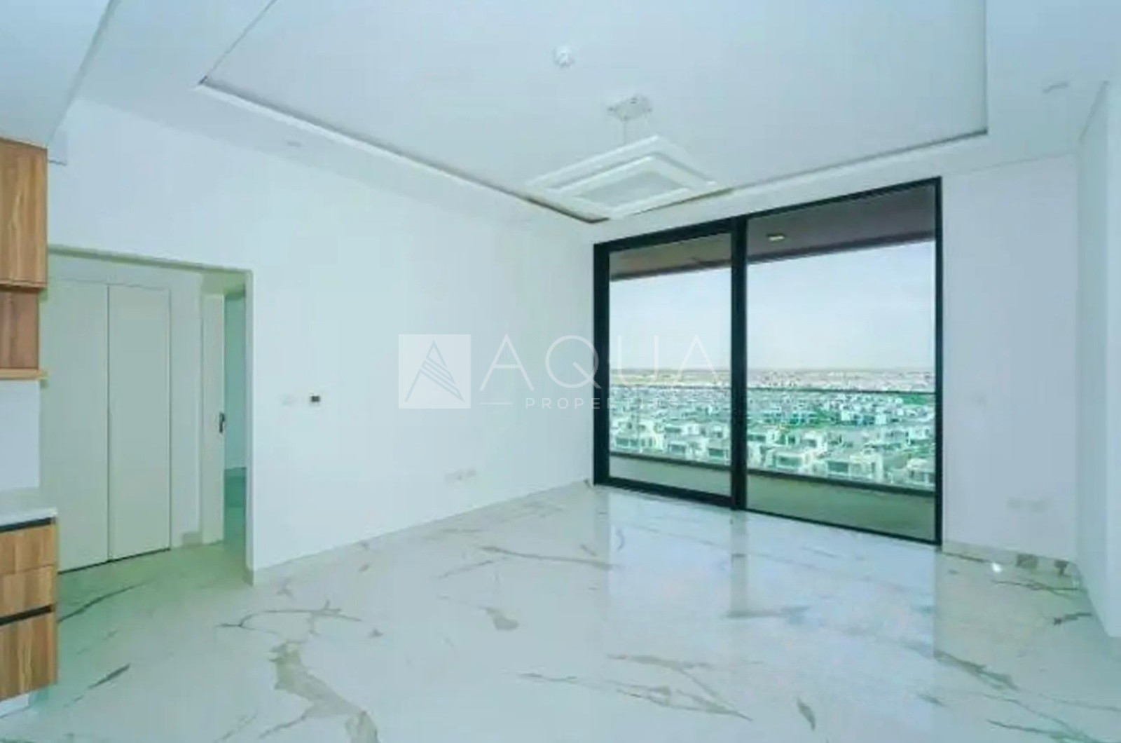 7.6% ROI | VACANT | VILLA VIEWS