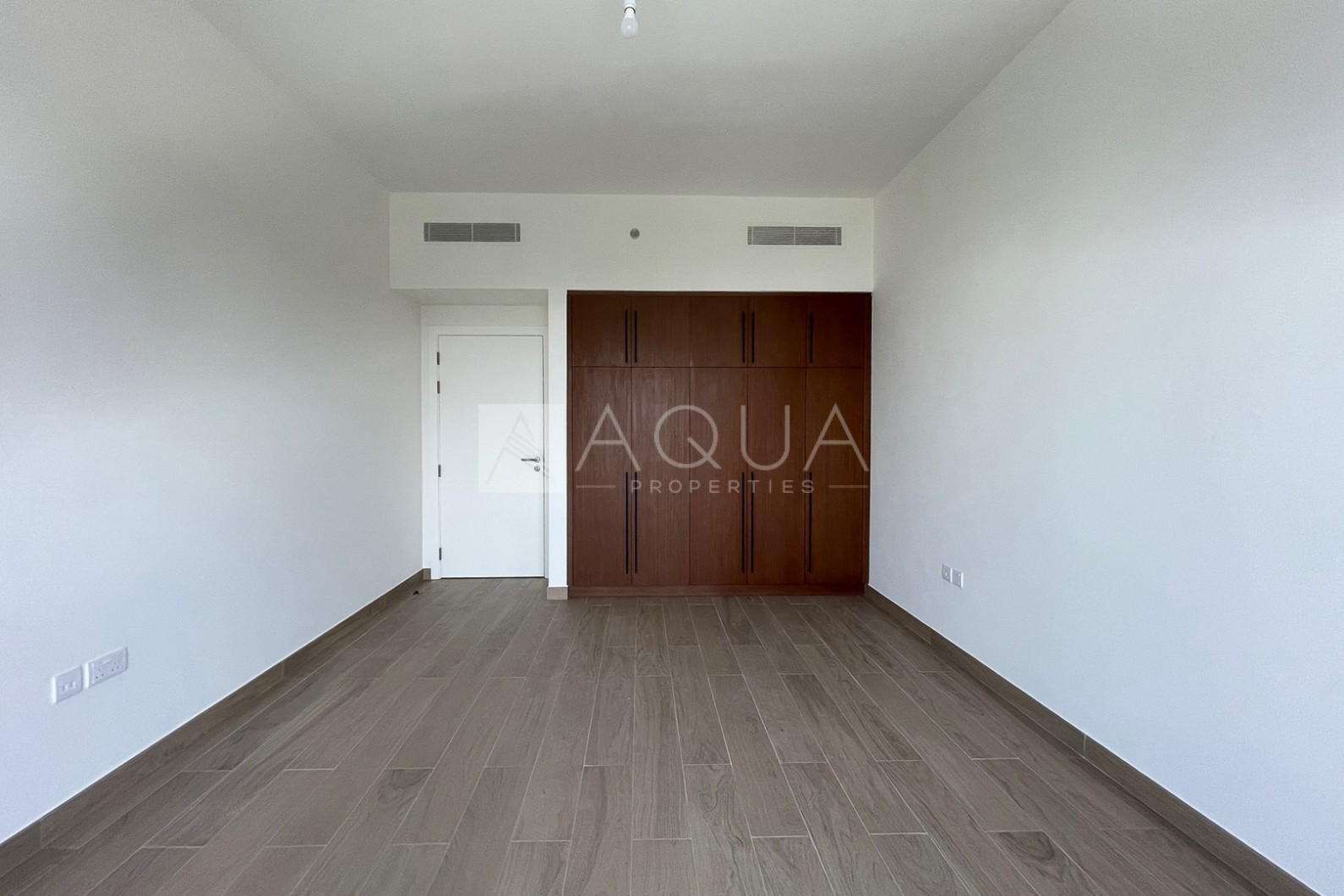 Semi Furnished| Brand New |Ready Move In
