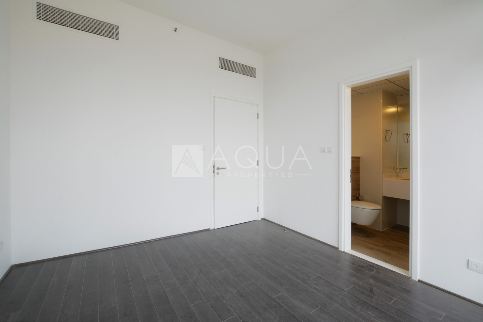 VACANT | Most Demanded Corner Unit | Bright