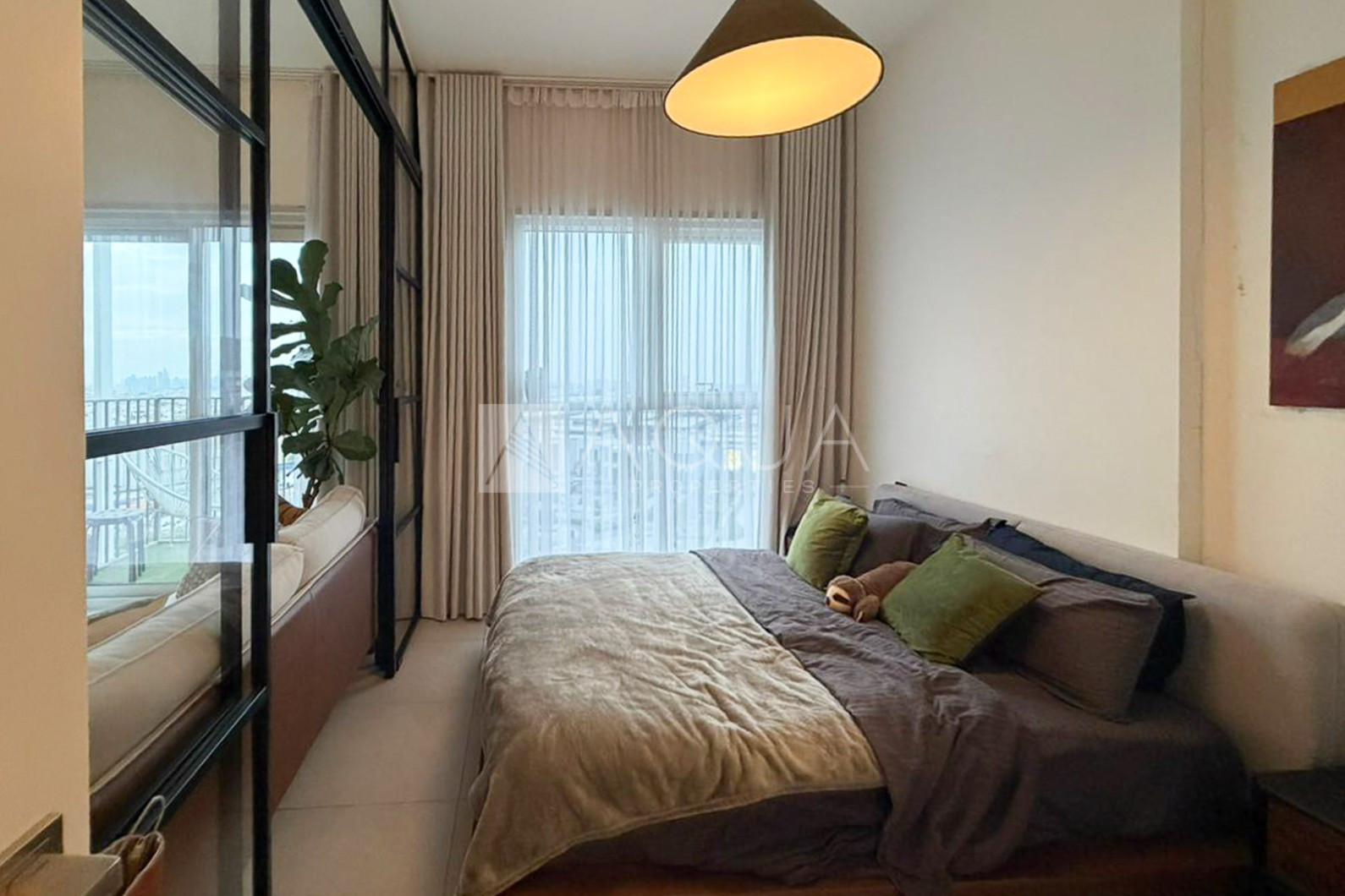 Exclusive Studio | Furnished | Collective 1