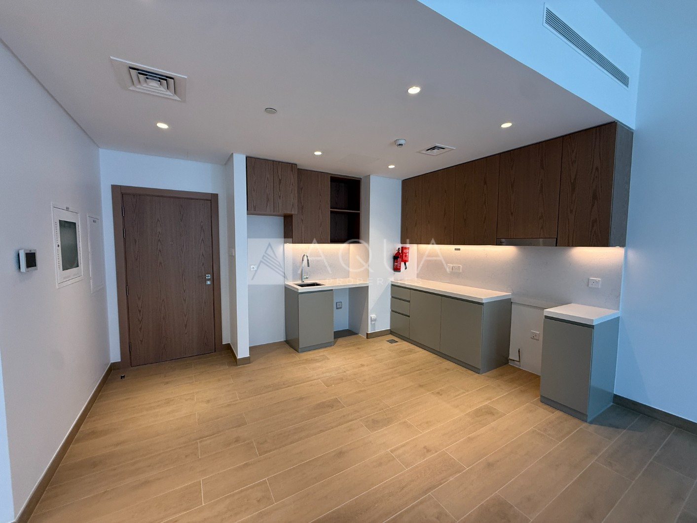 High Floor 1BR | Vacant | Marina Views