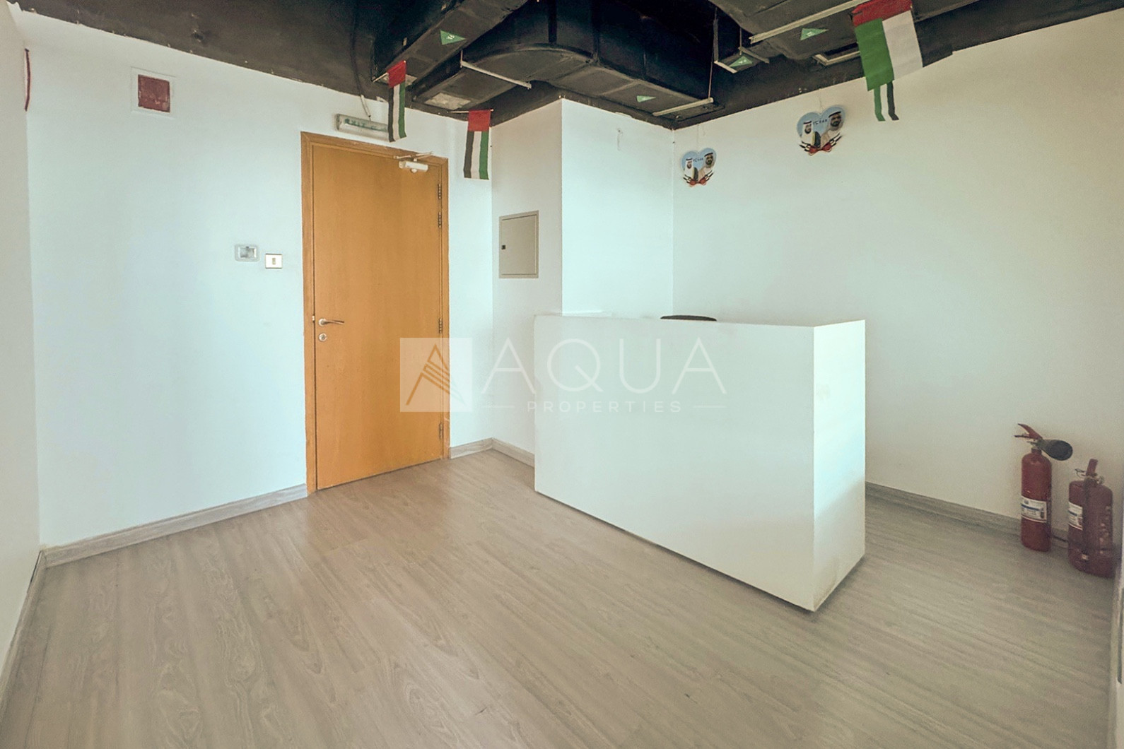 Fitted Office | 2 Parkings | With Partition  