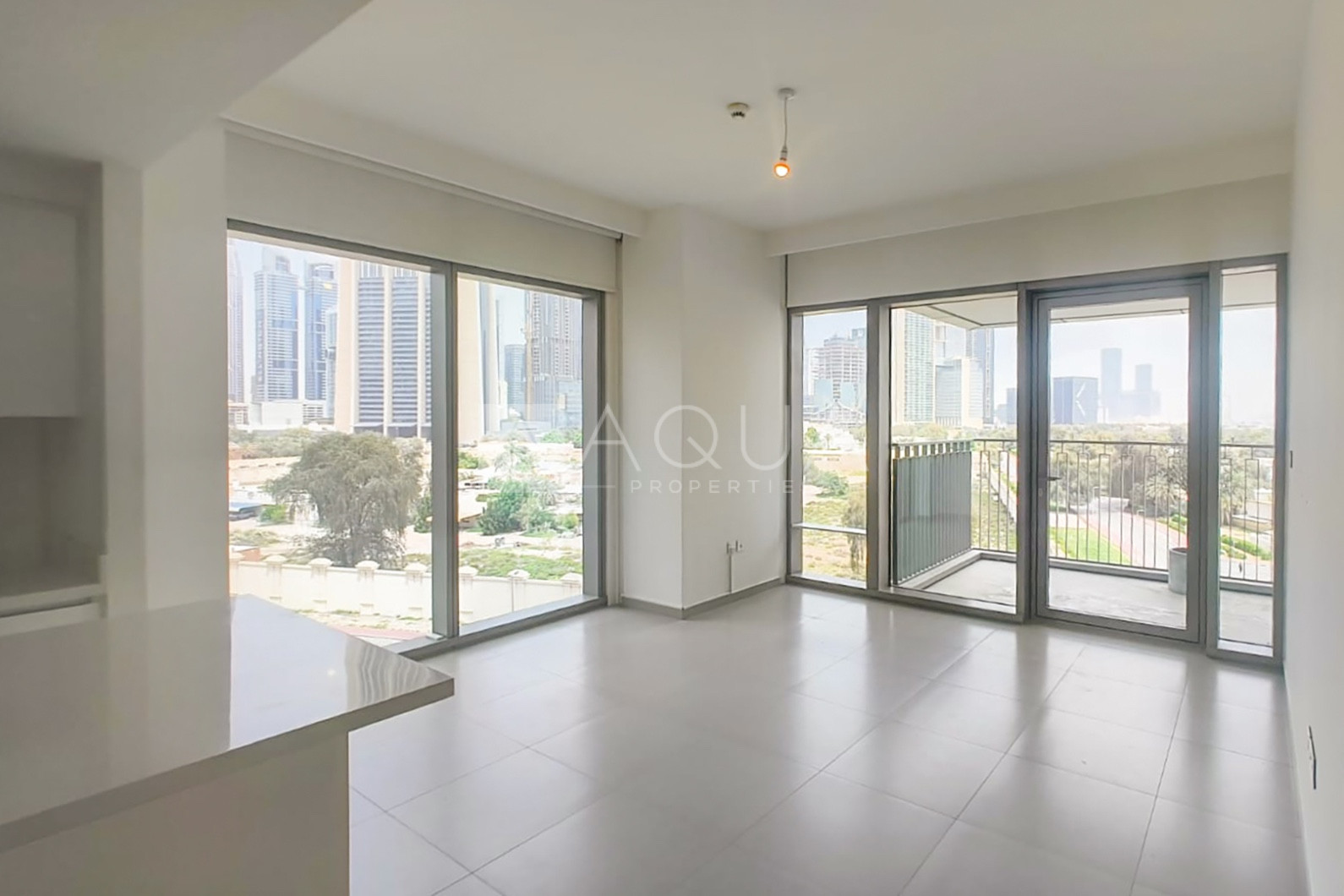 Fully Upgraded | Luxurious Unit | Vacant
