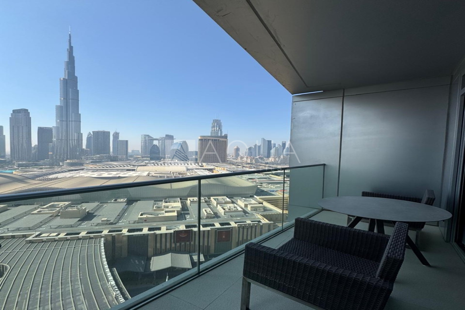 Highest Floor 1BR | Burj Khalifa View | 2 Cheques