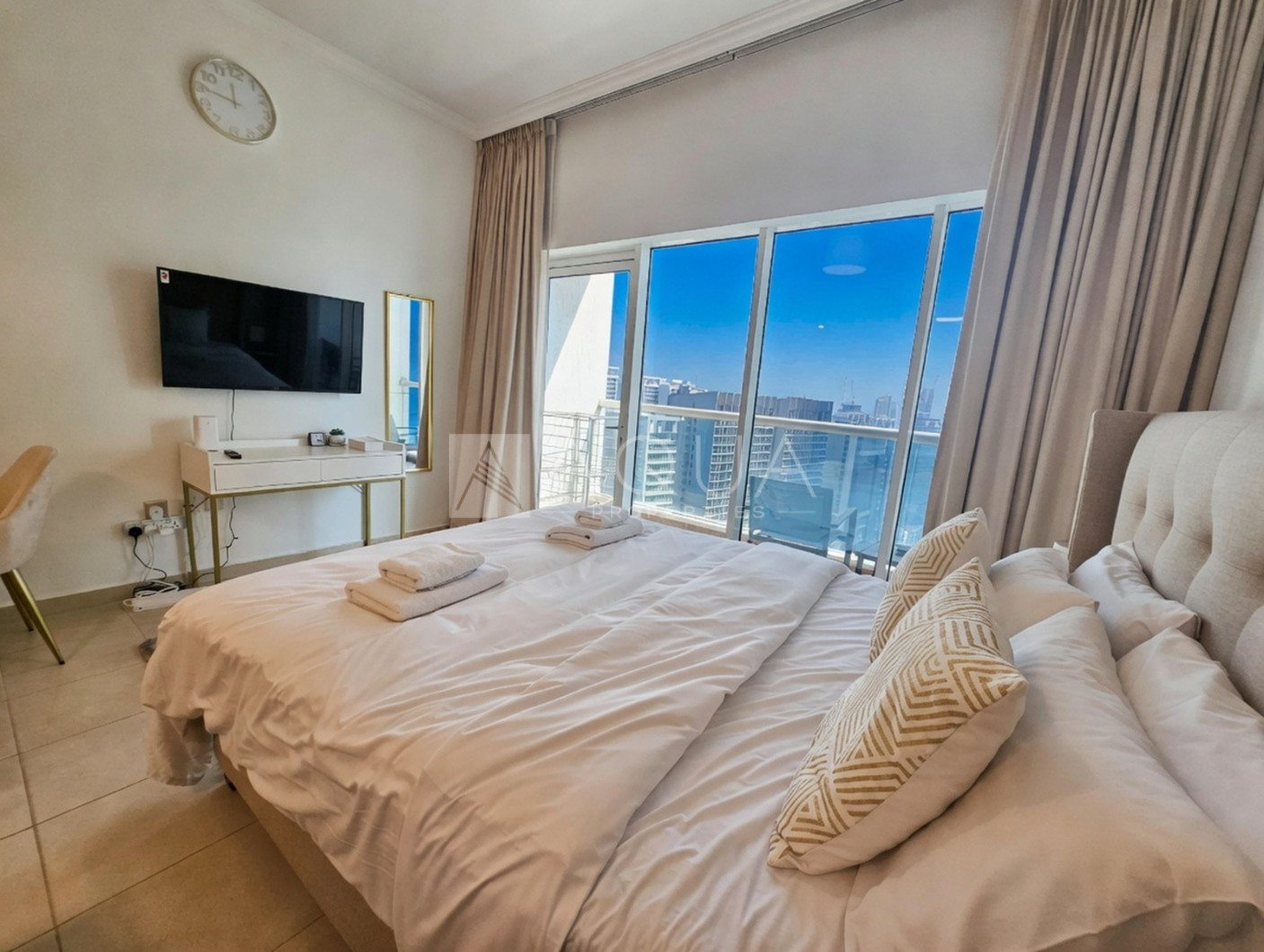 Ready to Move In | Furnished | Close to Mall