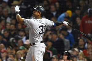 aaron-hicks-800x480