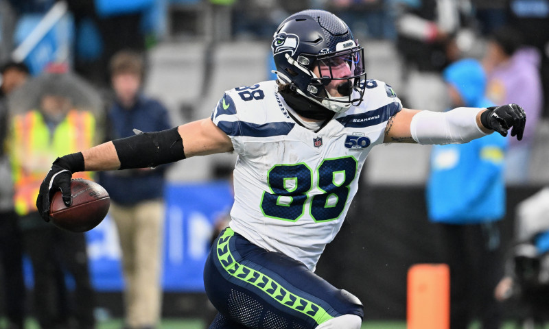 NFL DFS DraftKings & FanDuel Expert Survey: 49ers vs. Seahawks