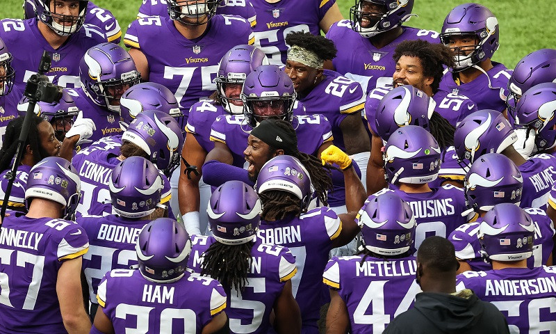 NFL DFS Expert Survey: Week 11 FanDuel and DraftKings Picks