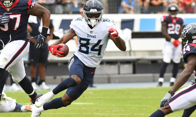 NFL DFS DraftKings GPP Plays: Week 17